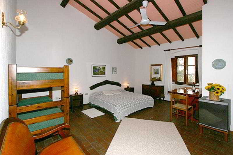 Campo Di Carlo Konuk evi Sassetta Oda fotoğraf