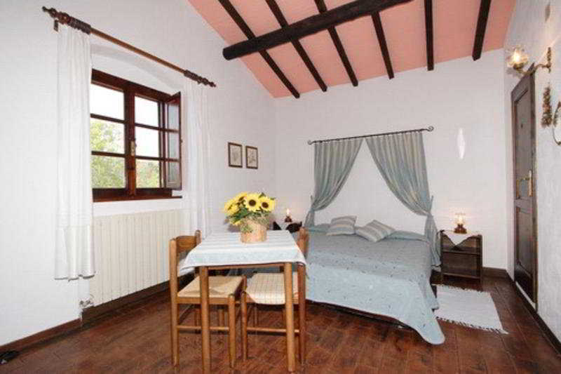 Campo Di Carlo Konuk evi Sassetta Oda fotoğraf